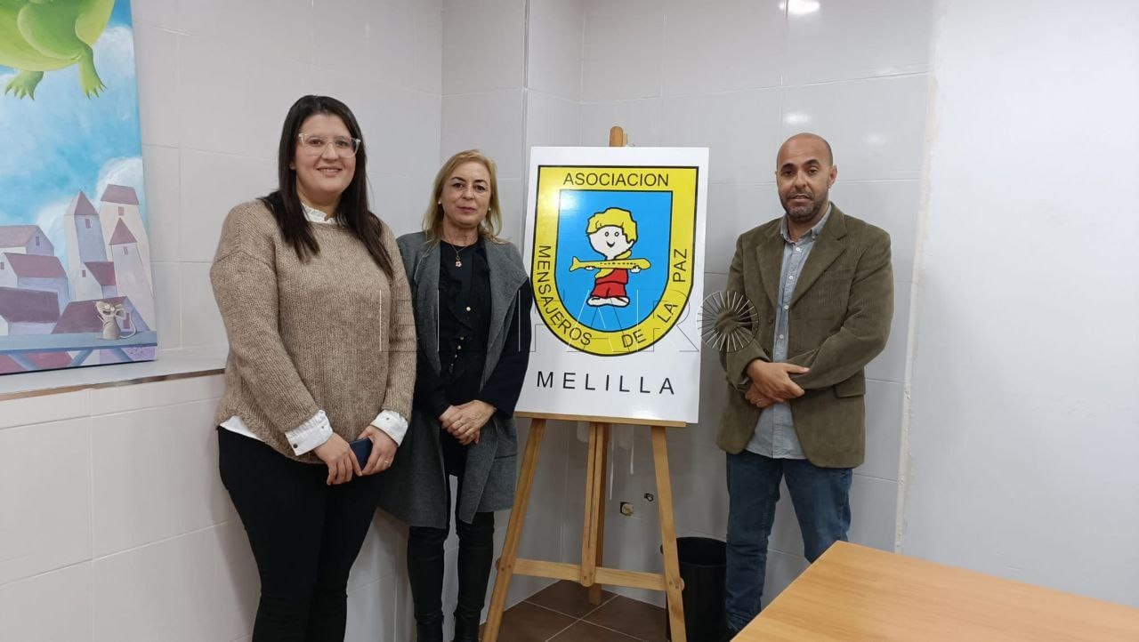 Maeso visita las nuevas instalaciones de Mensajeros de la Paz en Melilla