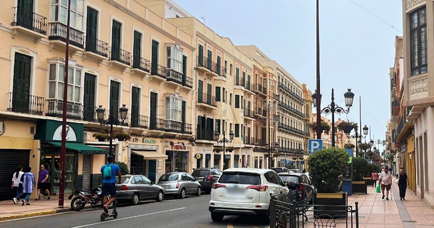 El PSOE lamenta la subida del paro, pero destaca el aumento en contratos indefinidos