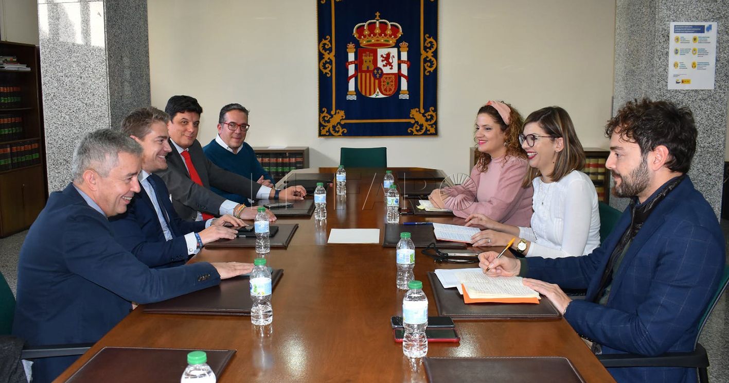 Moh y la Cámara de Comercio de Ceuta hablan de su posible implantación en Melilla