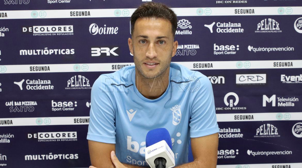 Álvaro Muñiz, jugador de la UD Melilla: "“Cada domingo tenemos que demostrar que somos competitivos”