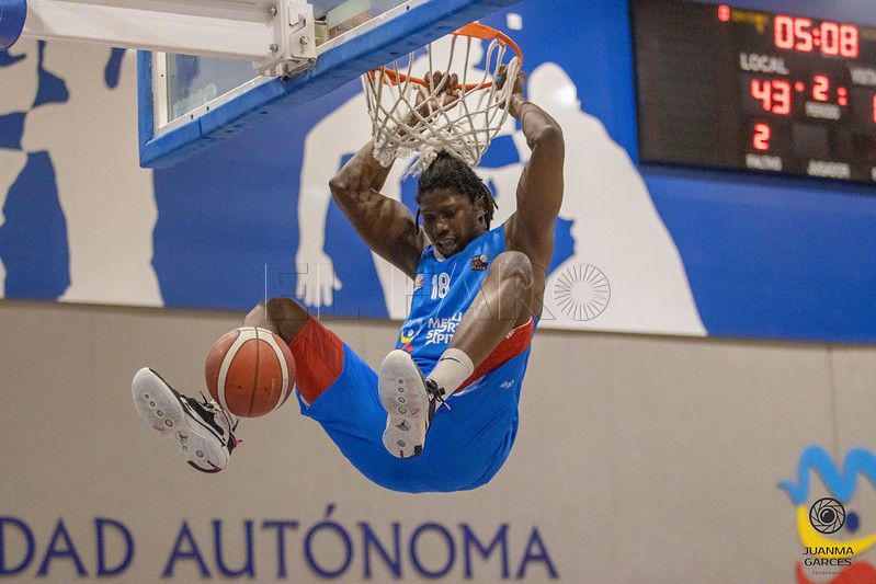 Duelo directo en la lucha por los playoffs