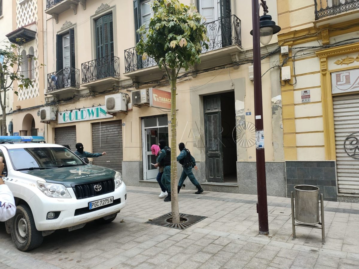 Operación de la Guardia Civil en el centro de Melilla