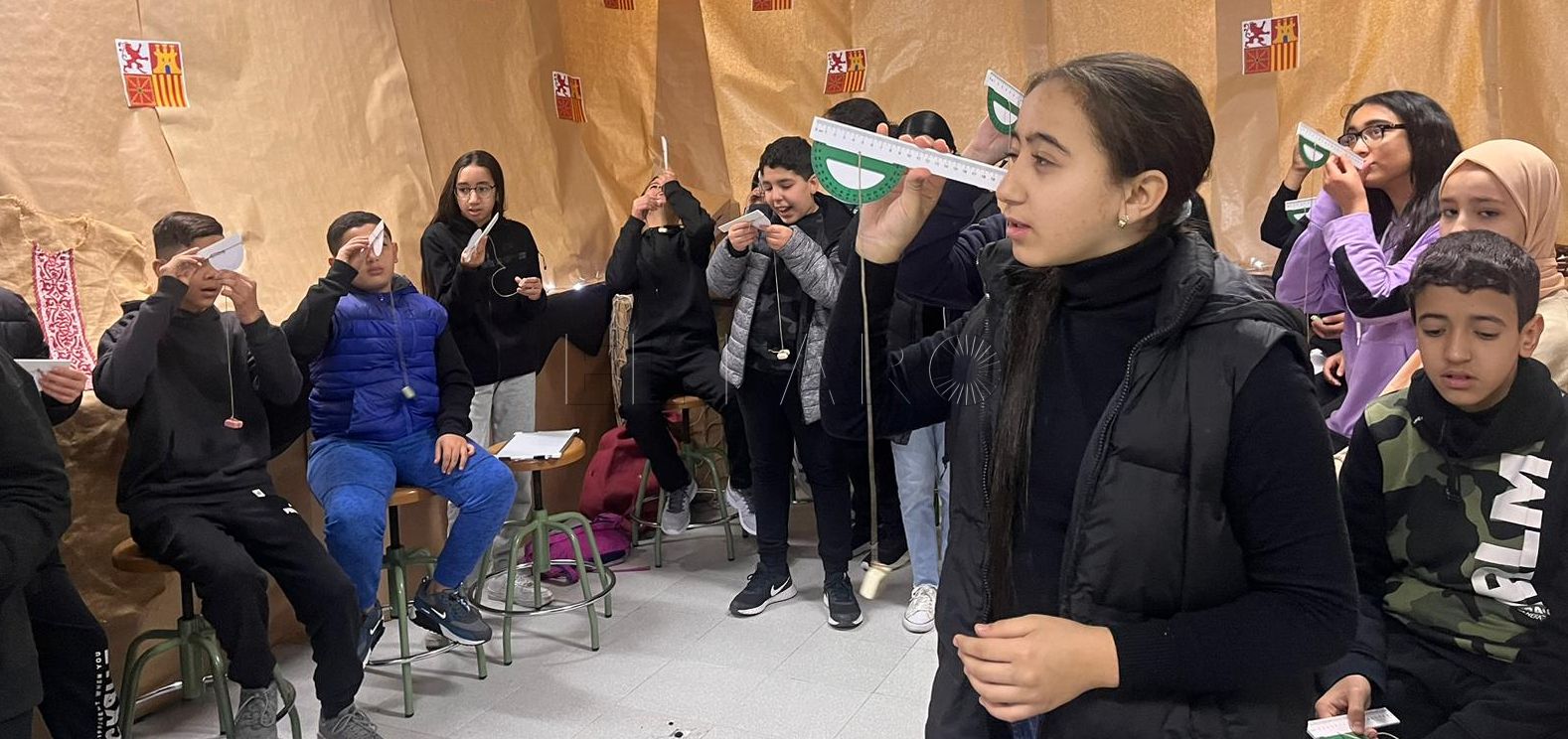 El IES Rusadir conmemora la primera circunnavegación a la Tierra en su Jornada de Convivencia