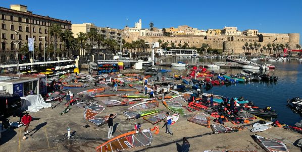 Comienzan las Jornadas de Arte y Diseño del Real Club Marítimo de Melilla