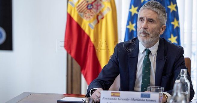 Marlaska reconoce en el Parlamento Europeo que "nunca" debió pasar la tragedia de Melilla