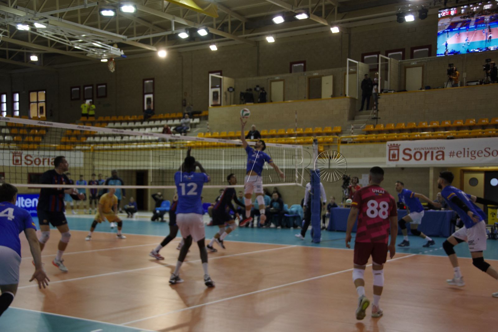 El CV Melilla se enfrenta al Textil Santanderina