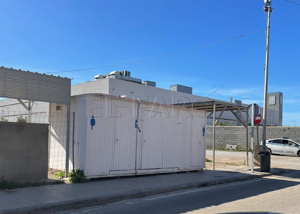 Somos Melilla denuncia las colas en los baños públicos de la frontera