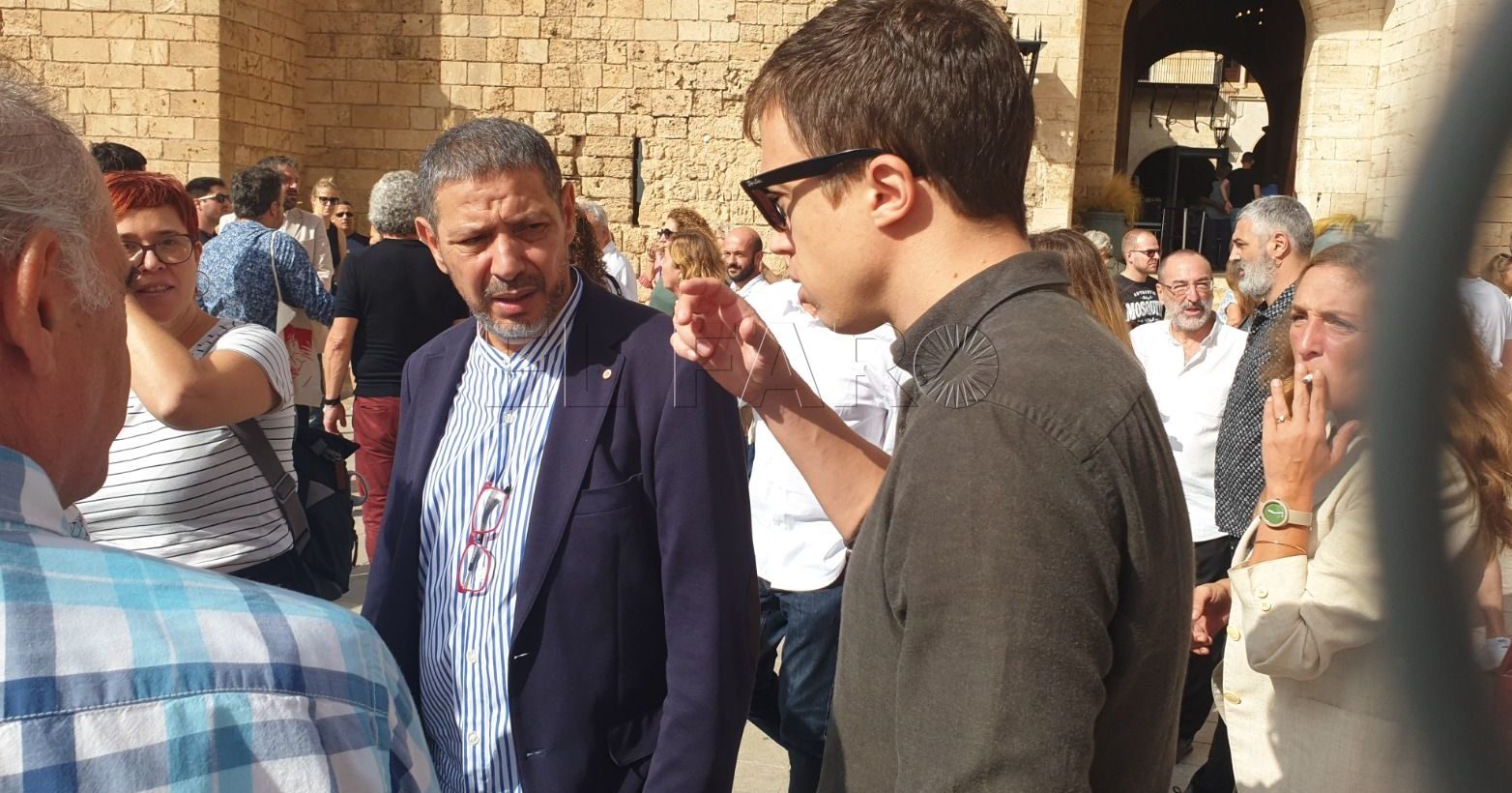 Pablo Iglesias descubre a Mustafa Aberchán