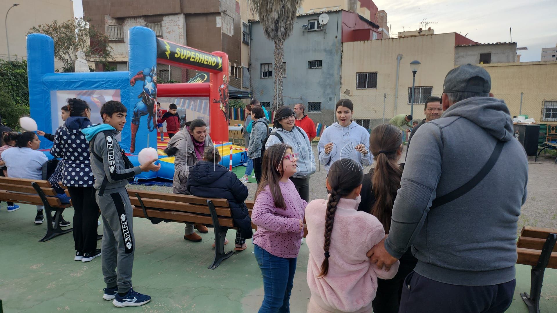 Continúan las actividades de dinamización de barrios en Melilla