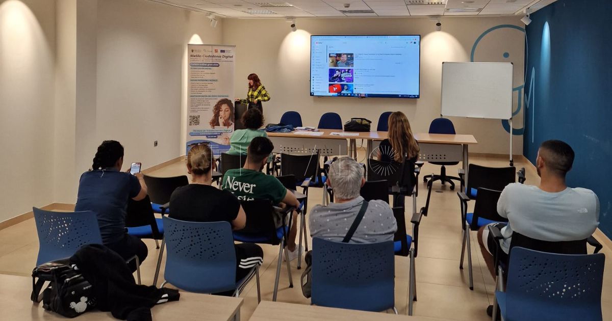 Continúa el proyecto Melilla Ciudadanía Digital para potenciar la utilización de medios digitales