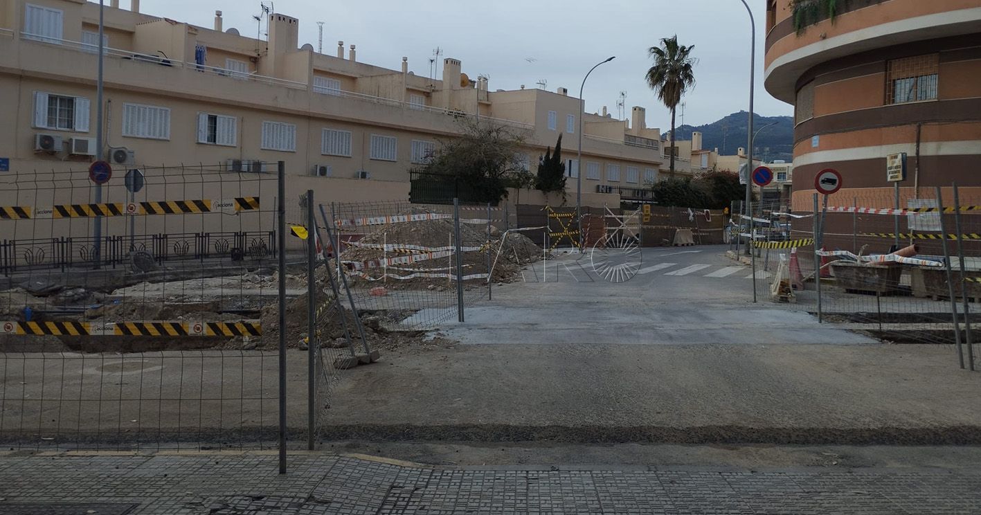 Vox Melilla critica la "interminable" obra de Alfonso XIII