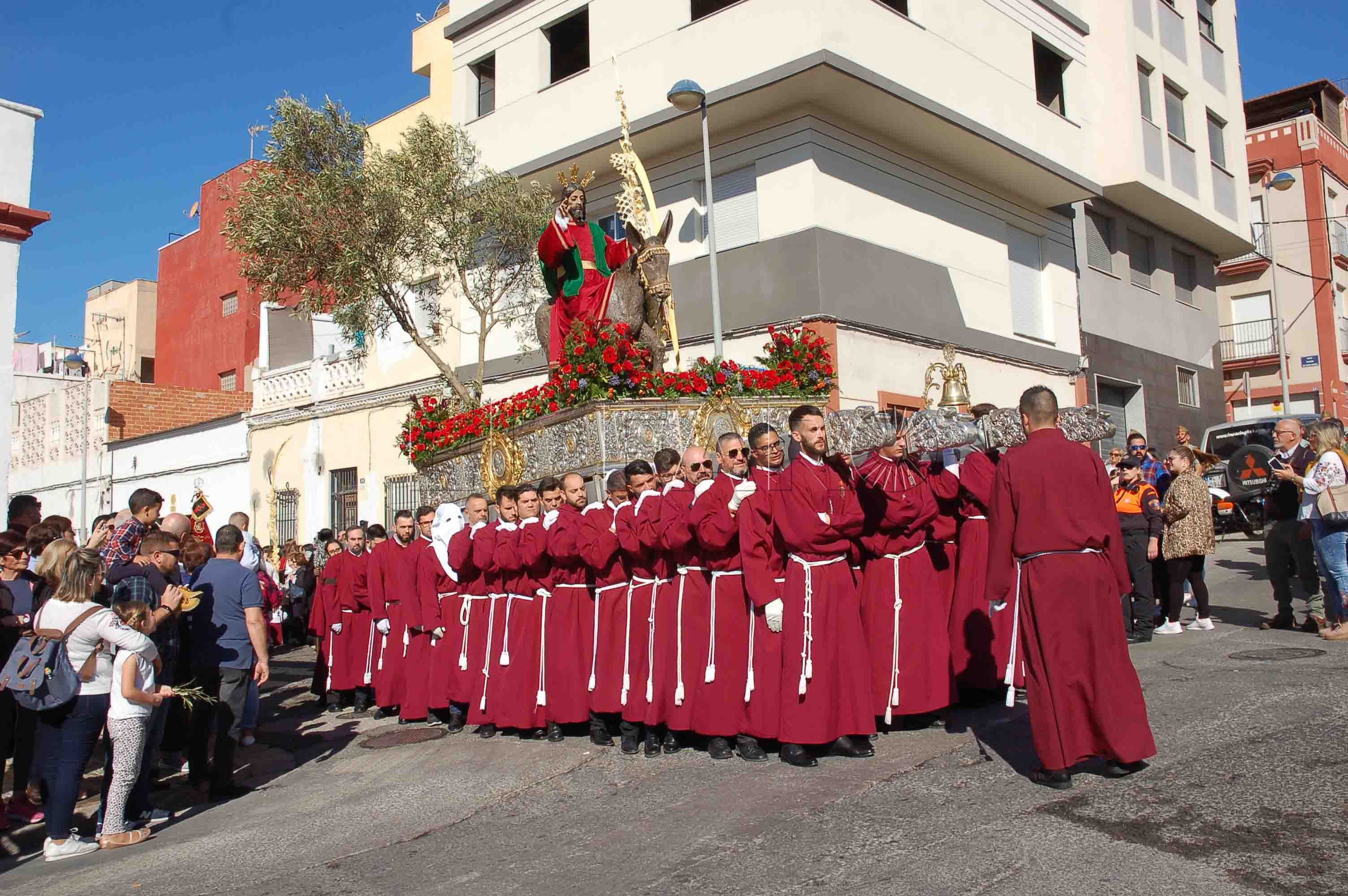 Jesús entrando en Jerusalén abre la Semana Santa de Melilla