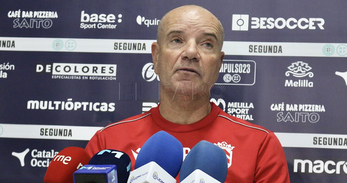 Miguel Rivera, entrenador de la UD Melilla: “Esta semana está surgiendo un sentimiento azulino que ojalá lo veamos el domingo”