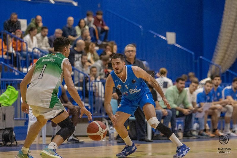 La victoria no se puede escapar del pabellón Javier Imbroda