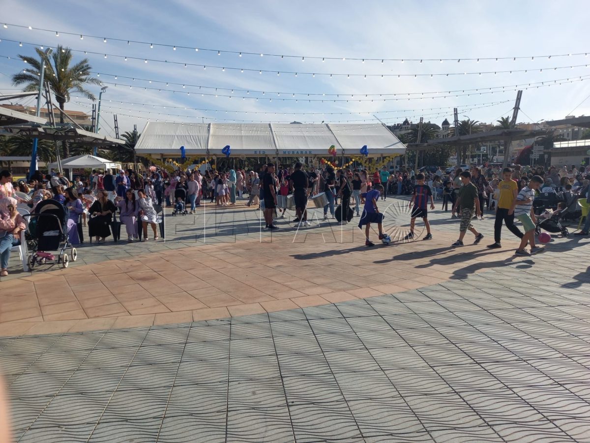 Multitudinaria asistencia a la Feria del Eid el-Fitr