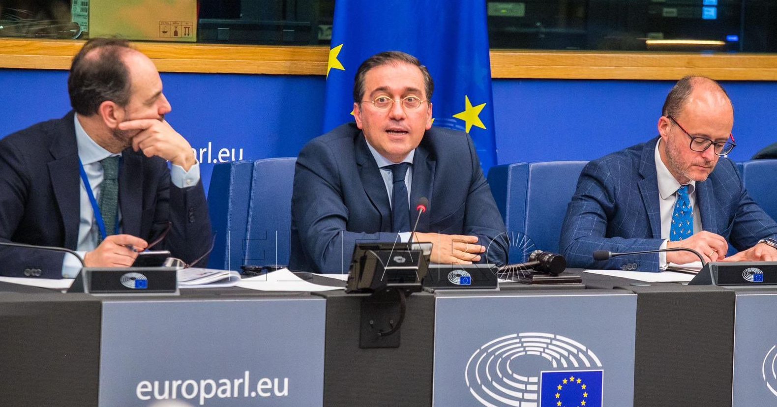 El ministro Albares dice que las declaraciones de Yolanda Díaz llamando dictadura a Marruecos son a título personal