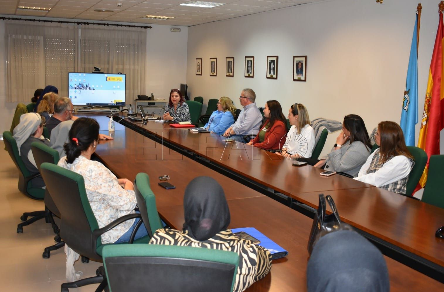 Bassets se reúne con las asociaciones de reparto para abordar el programa de ayuda alimentaria 2023