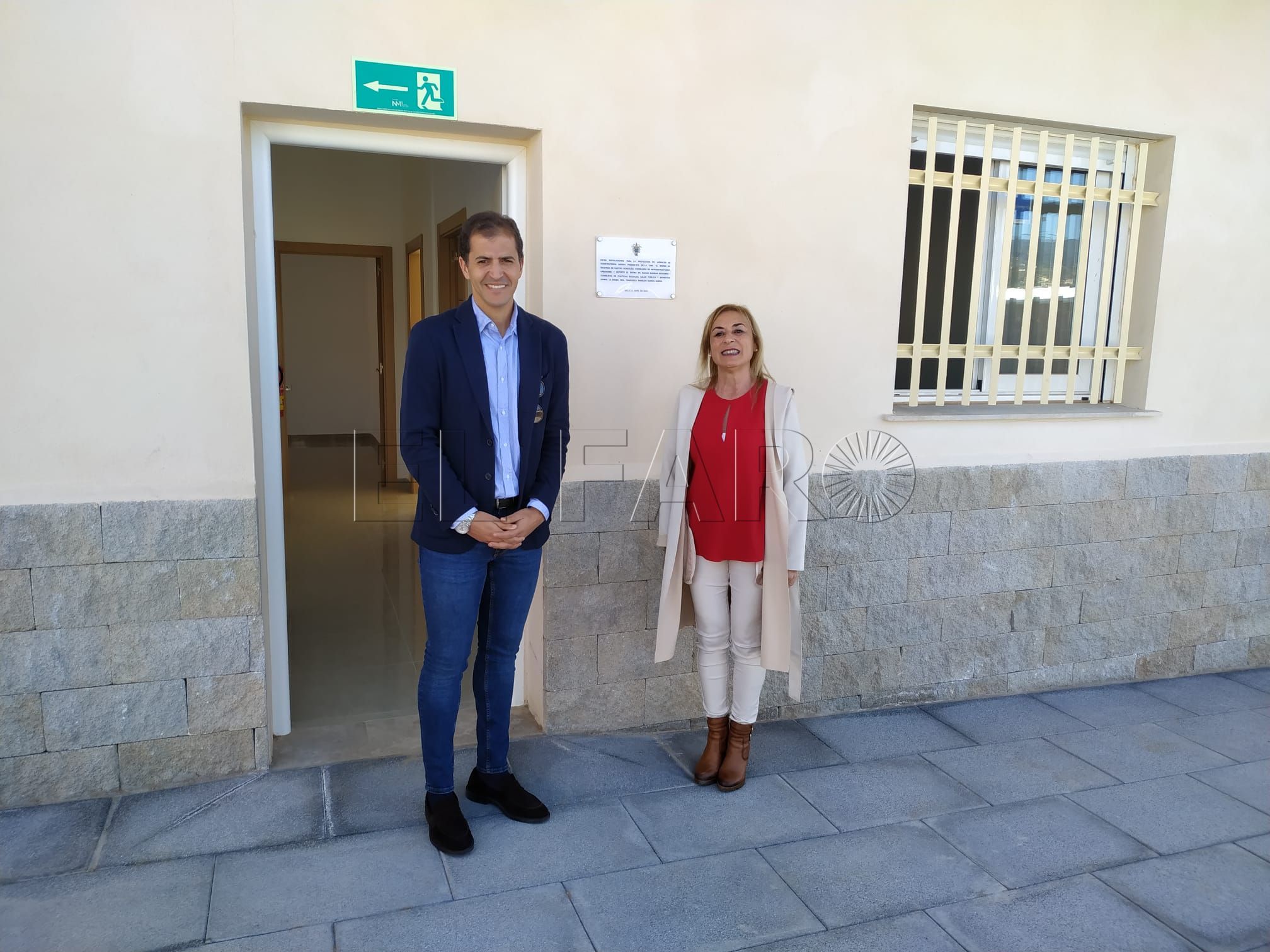 Paqui Maeso y Rachid Bussian inauguran las nuevas instalaciones de la protectora de animales
