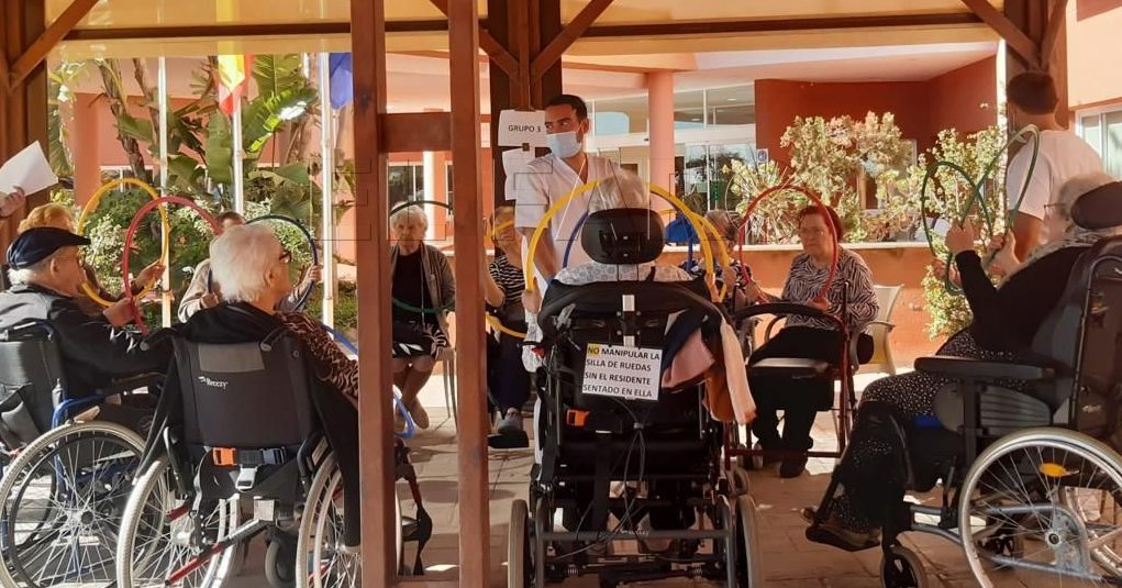 La Residencia de Mayores aprovecha el buen tiempo para organizar actividades de ocio