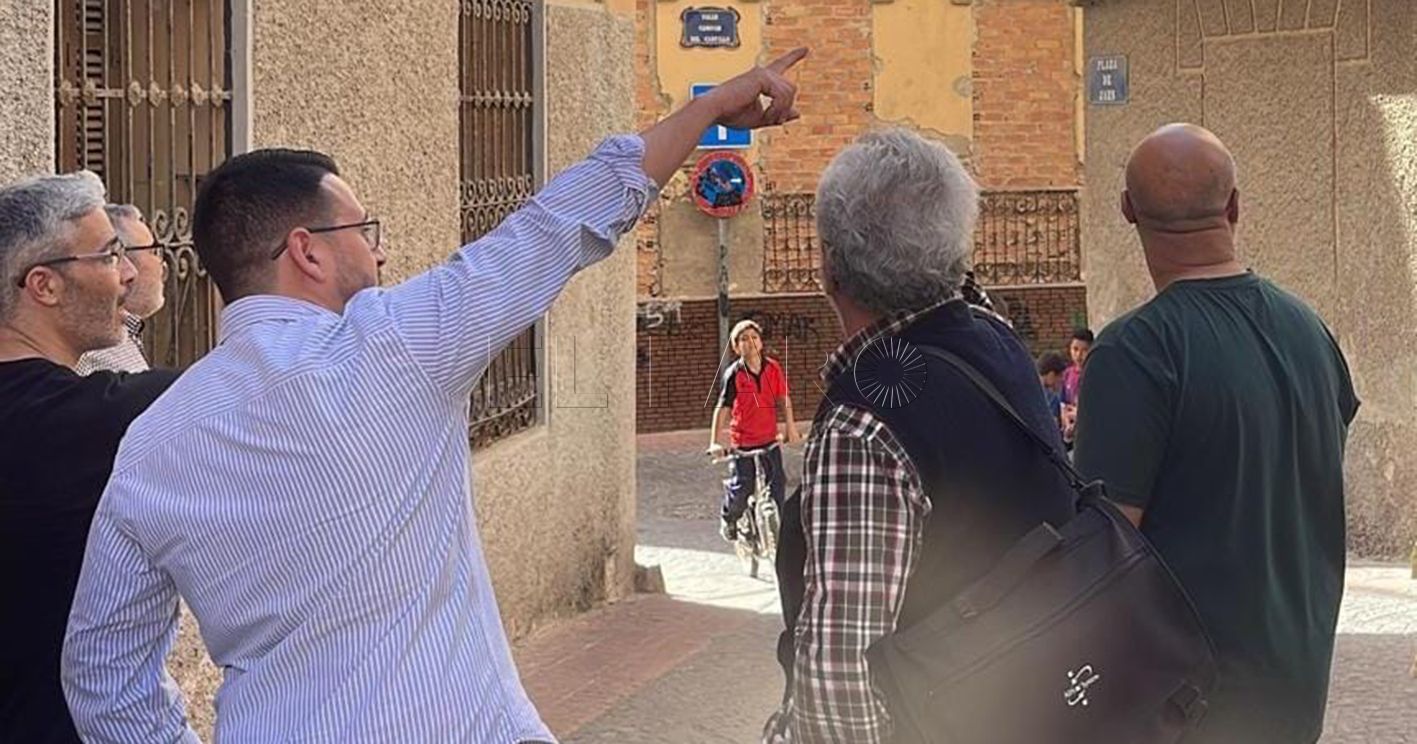 Azmani expresa el compromiso de Somos Melilla de "gobernar desde la calle y no desde los despachos"