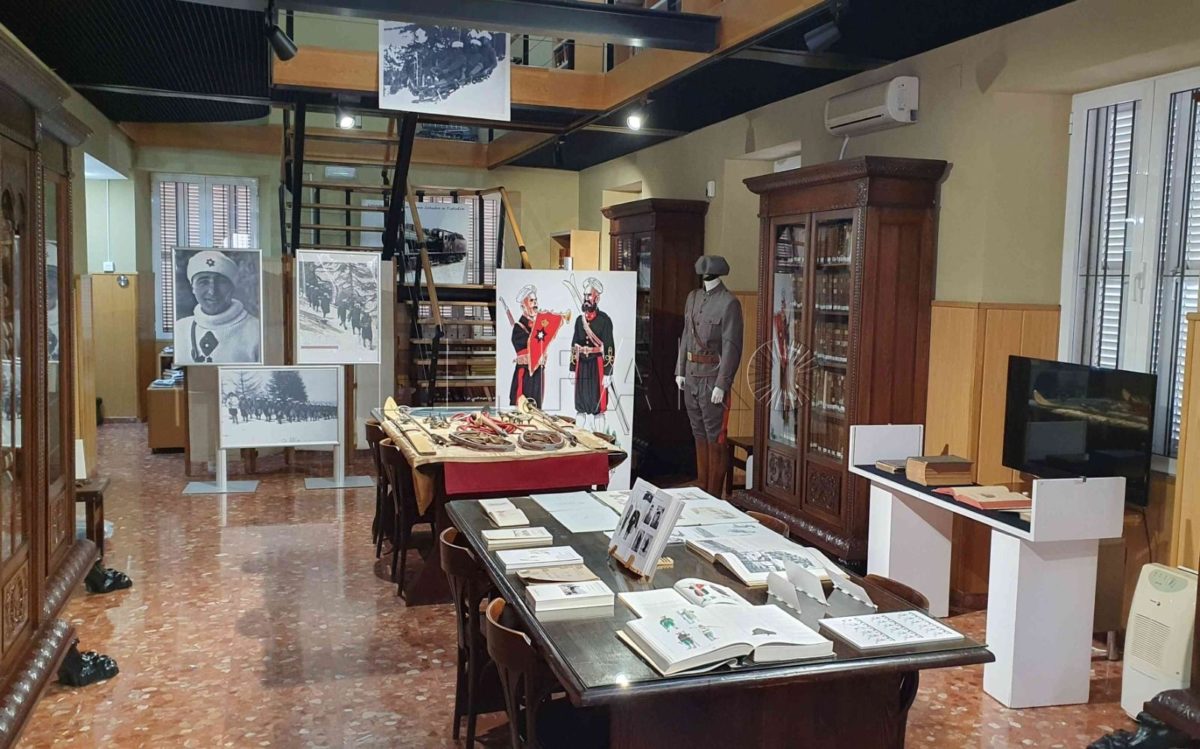 La Biblioteca Militar de Melilla organiza el 'Día del Internacional del Libro y jornada de puertas abiertas'