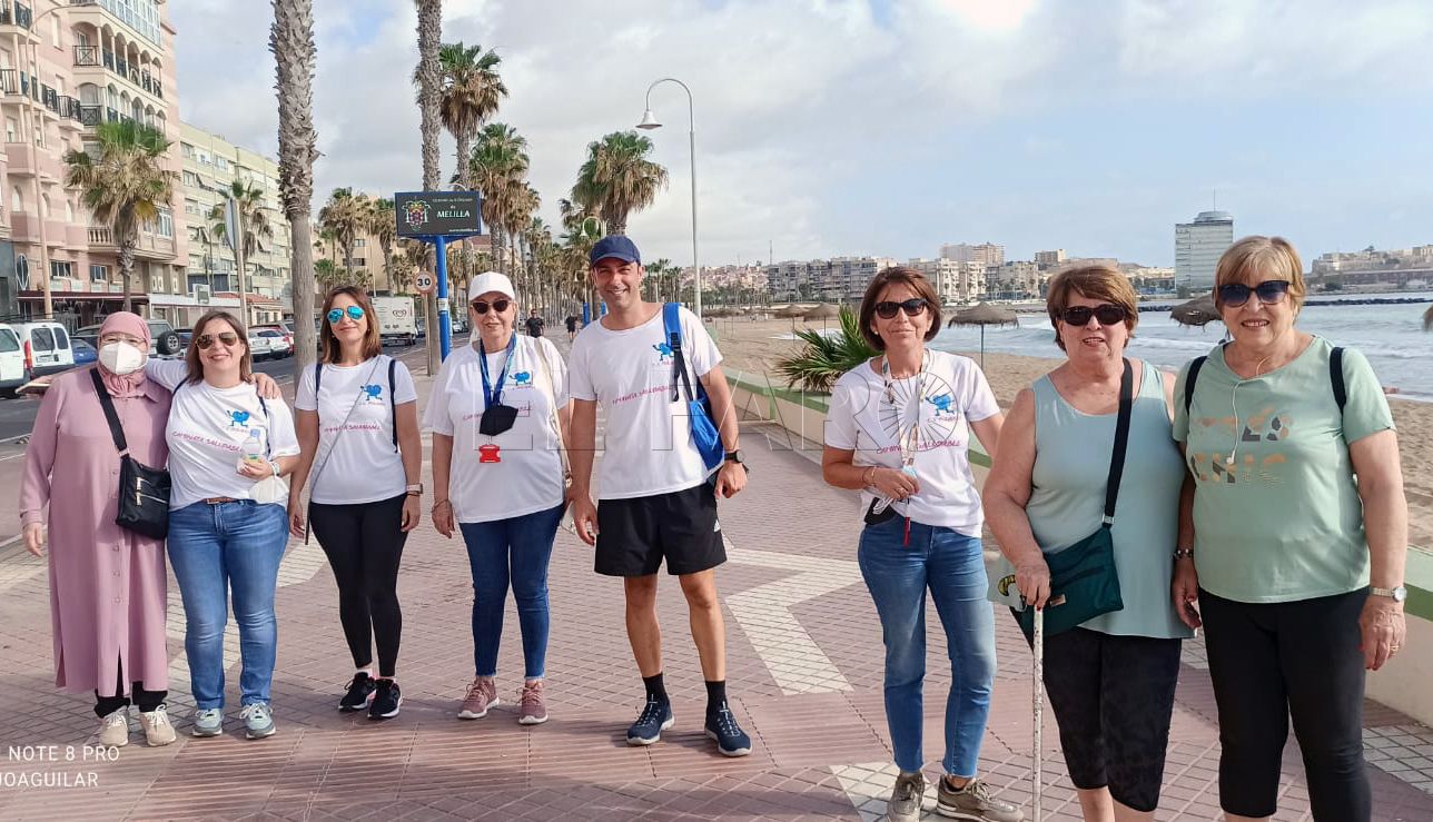 Pacientes y profesionales del centro de salud de Polavieja realizan una caminata saludable