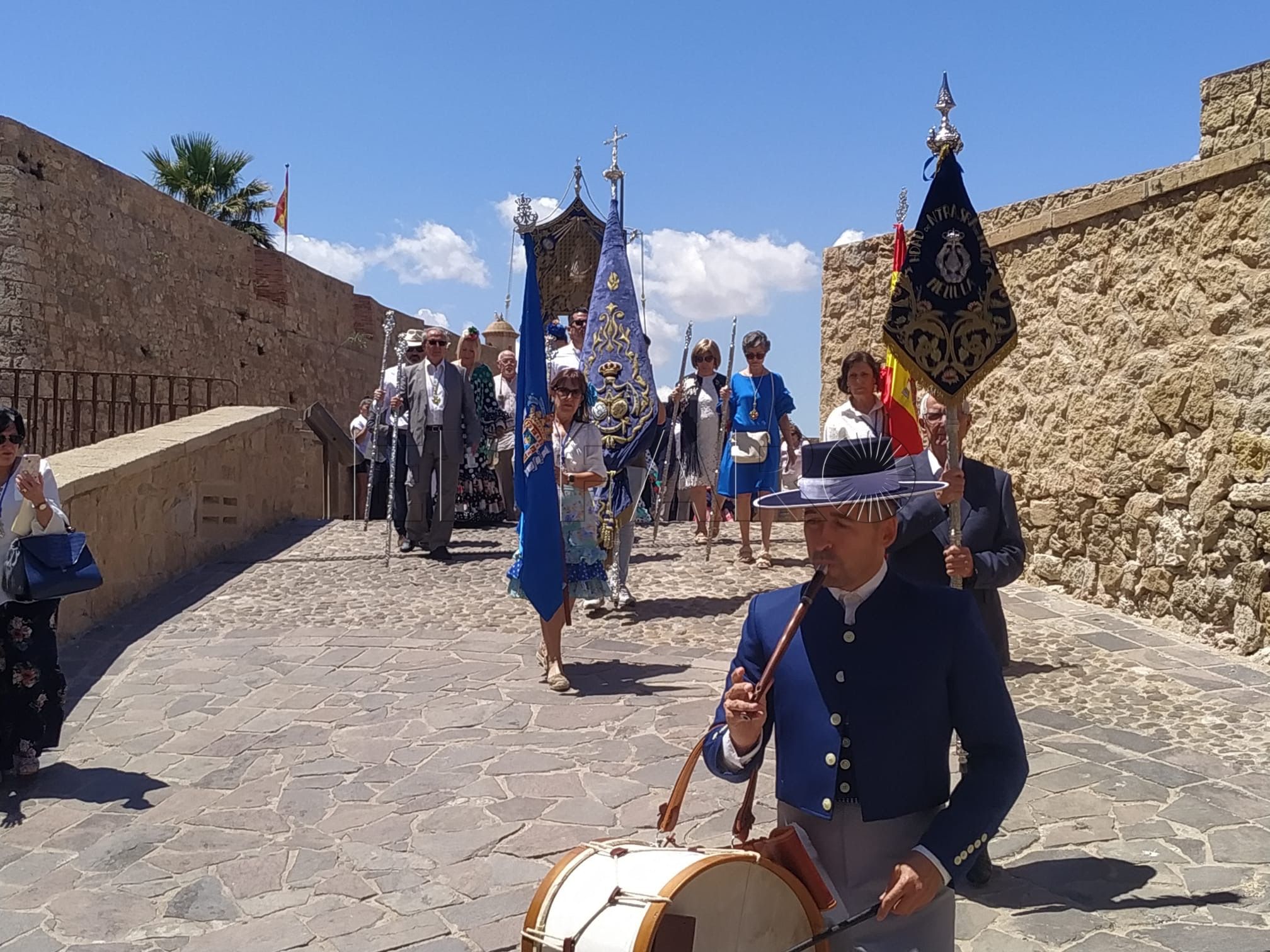 El buen clima también acompañó al Simpecado de la Hermandad del Rocío