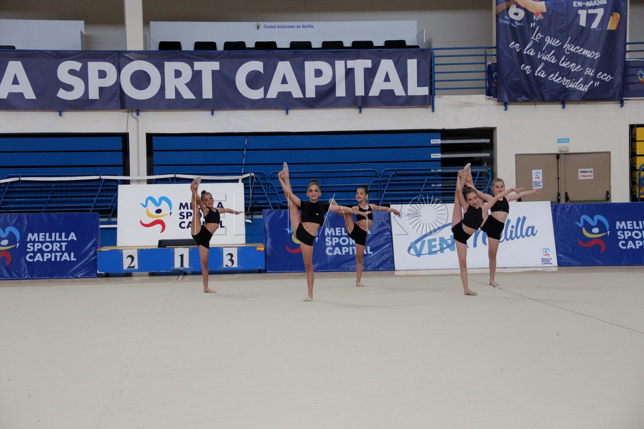 La gimnasia rítmica llena el Imbroda