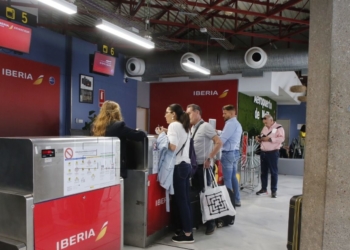 El aeropuerto de Melilla registra de enero a abril 153.023 pasajeros, casi un 24% más que en el mismo periodo de 2022