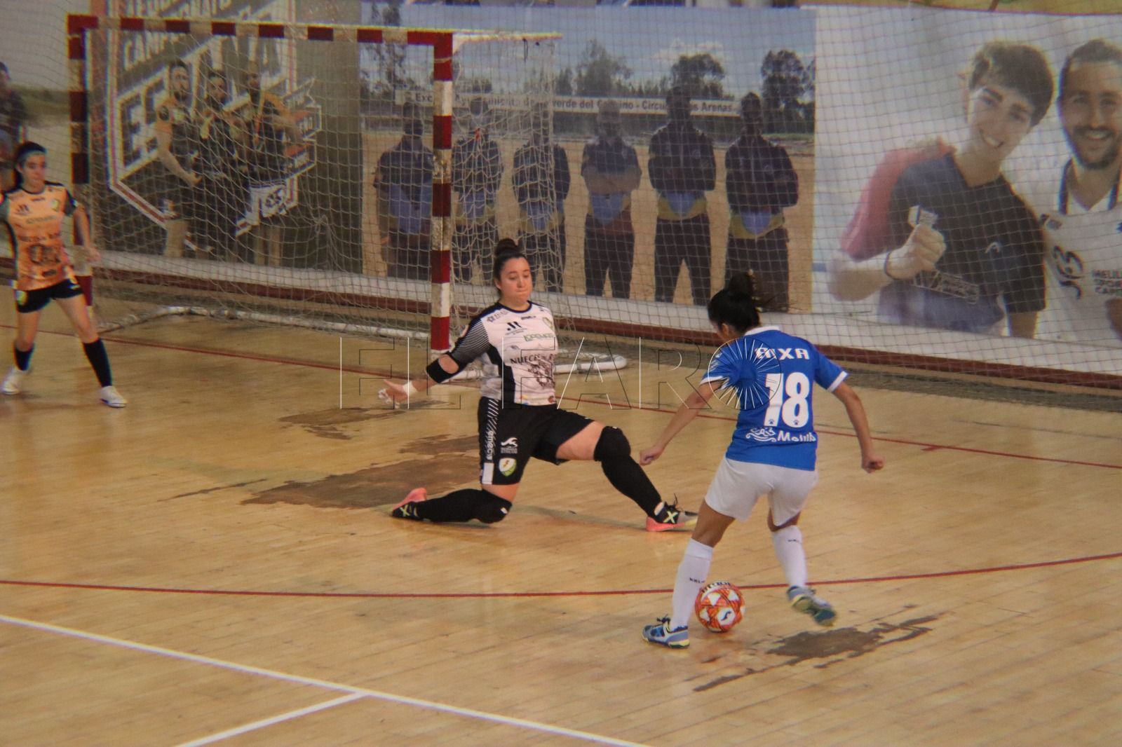 El filial de las Guerreras logra un más que meritorio empate ante el líder