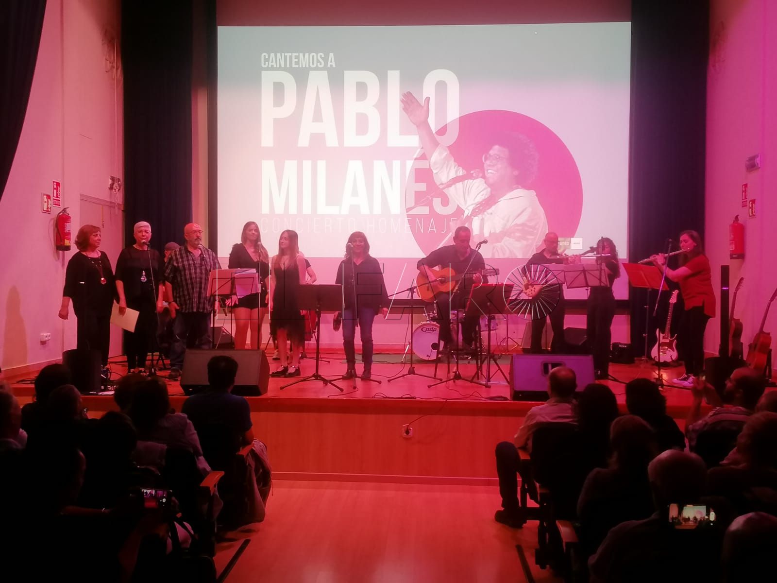 Lleno hasta la bandera en el concierto de homenaje a Pablo Milanés