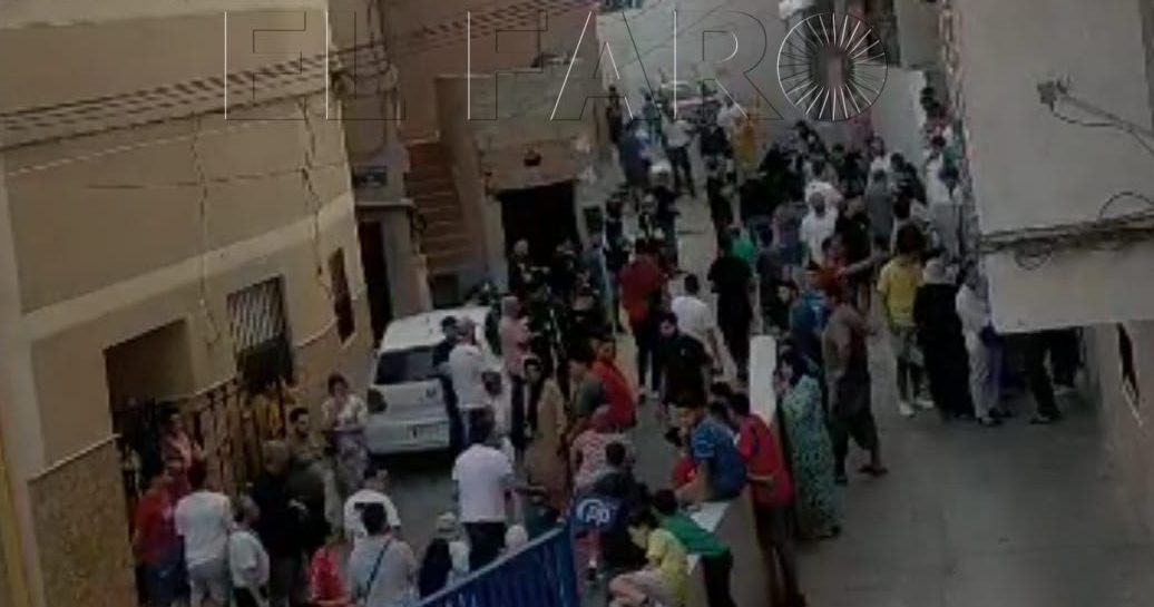 La campaña electoral se caldea en La Cañada y deja un herido con un cortacañas