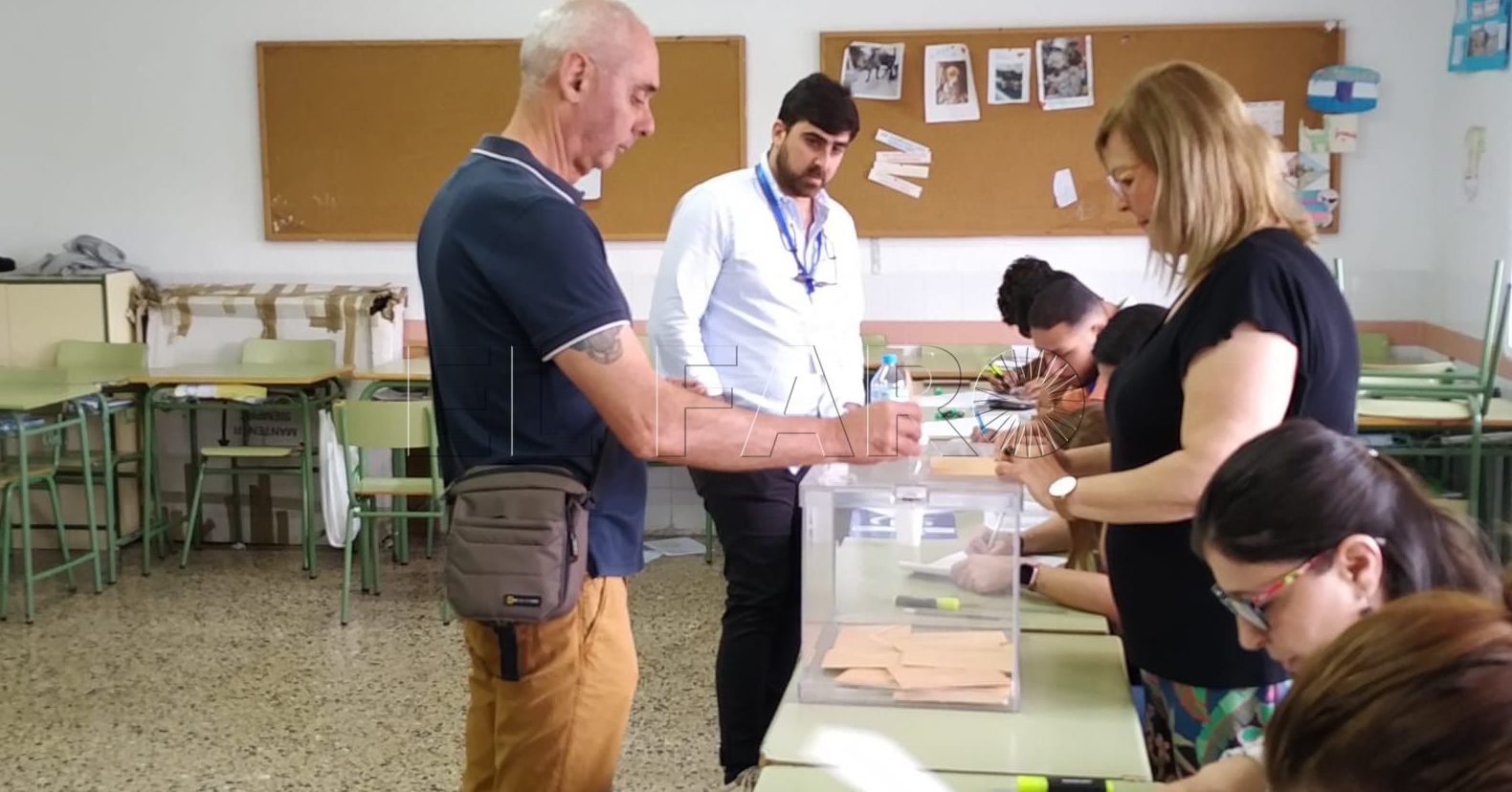 El BOE publica la disolución de las Cortes y la convocatoria de elecciones el 23 de julio