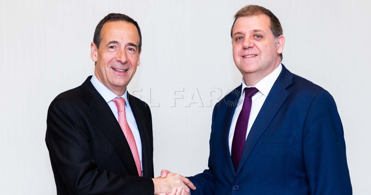 Correos y CaixaBank firman un acuerdo para facilitar la entrega de efectivo a domicilio en toda España