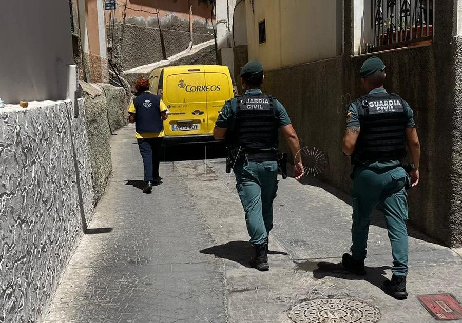 Solo se han hecho efectivas un centenar de las casi 8.000 solicitudes de voto por correo