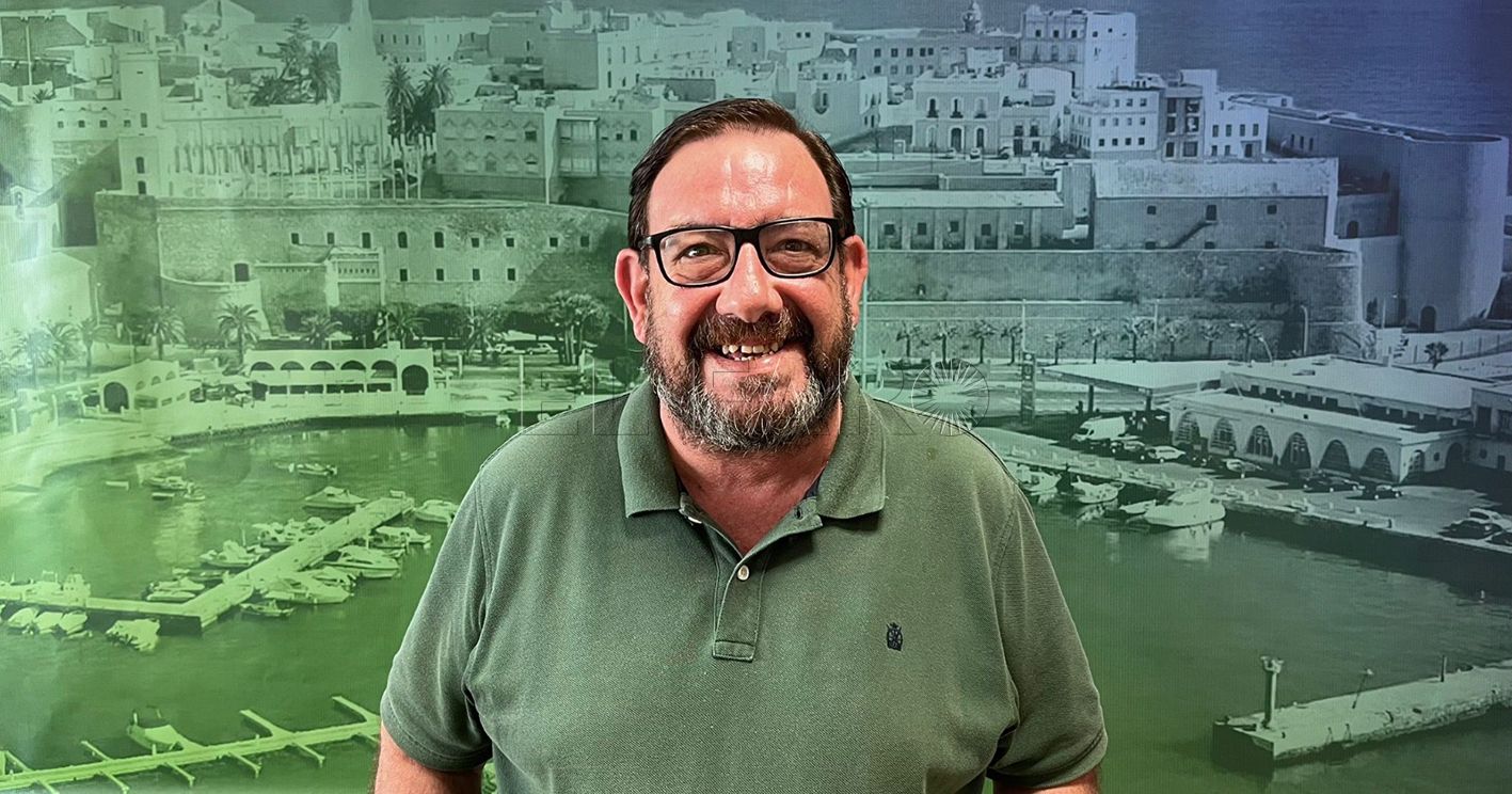 Vox Melilla arranca la campaña con una mesa informativa en el Real y un acto con Jorge Buxadé