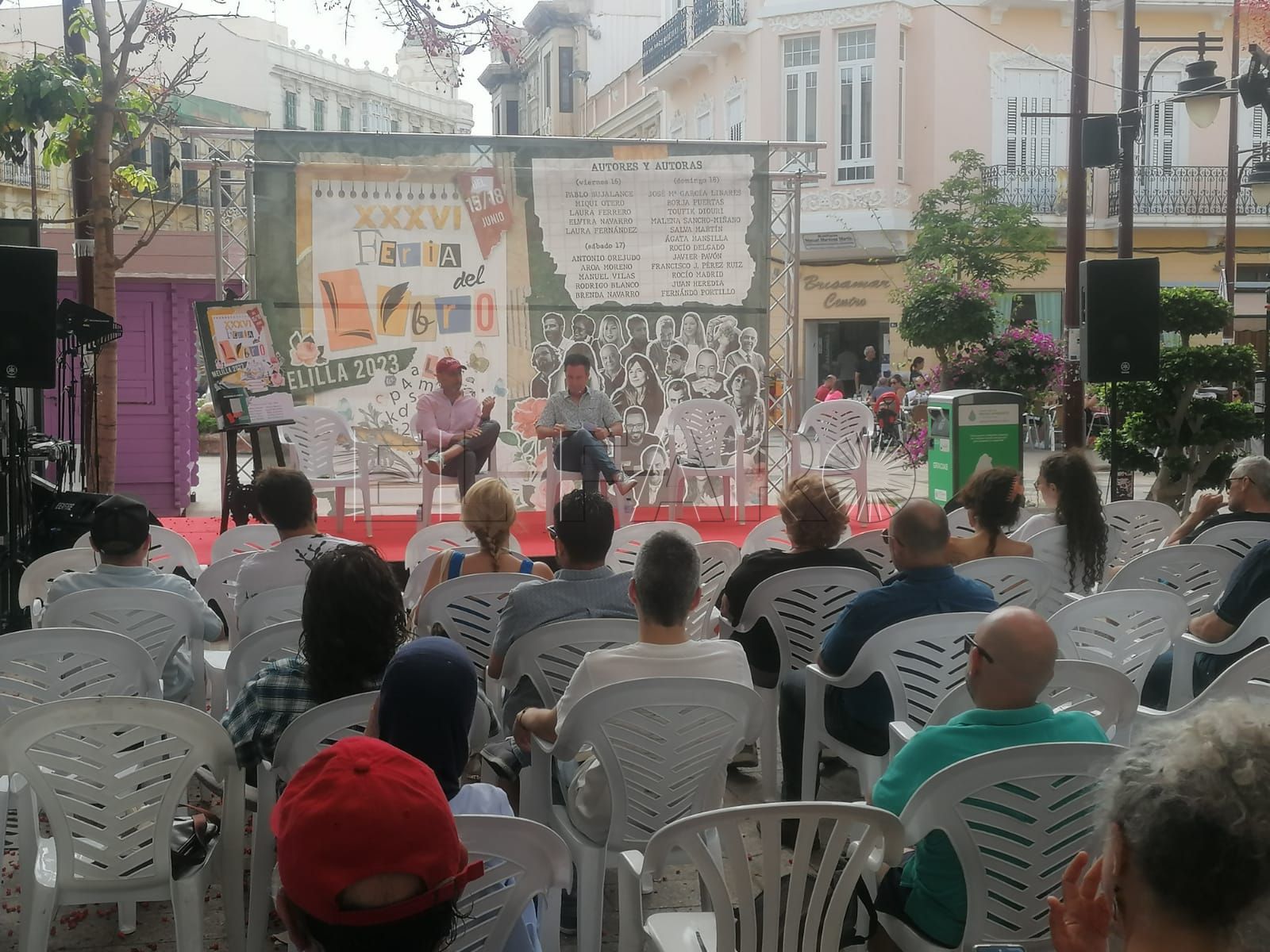 Judge The Zipper y una decena de autores locales cierran la Feria del Libro