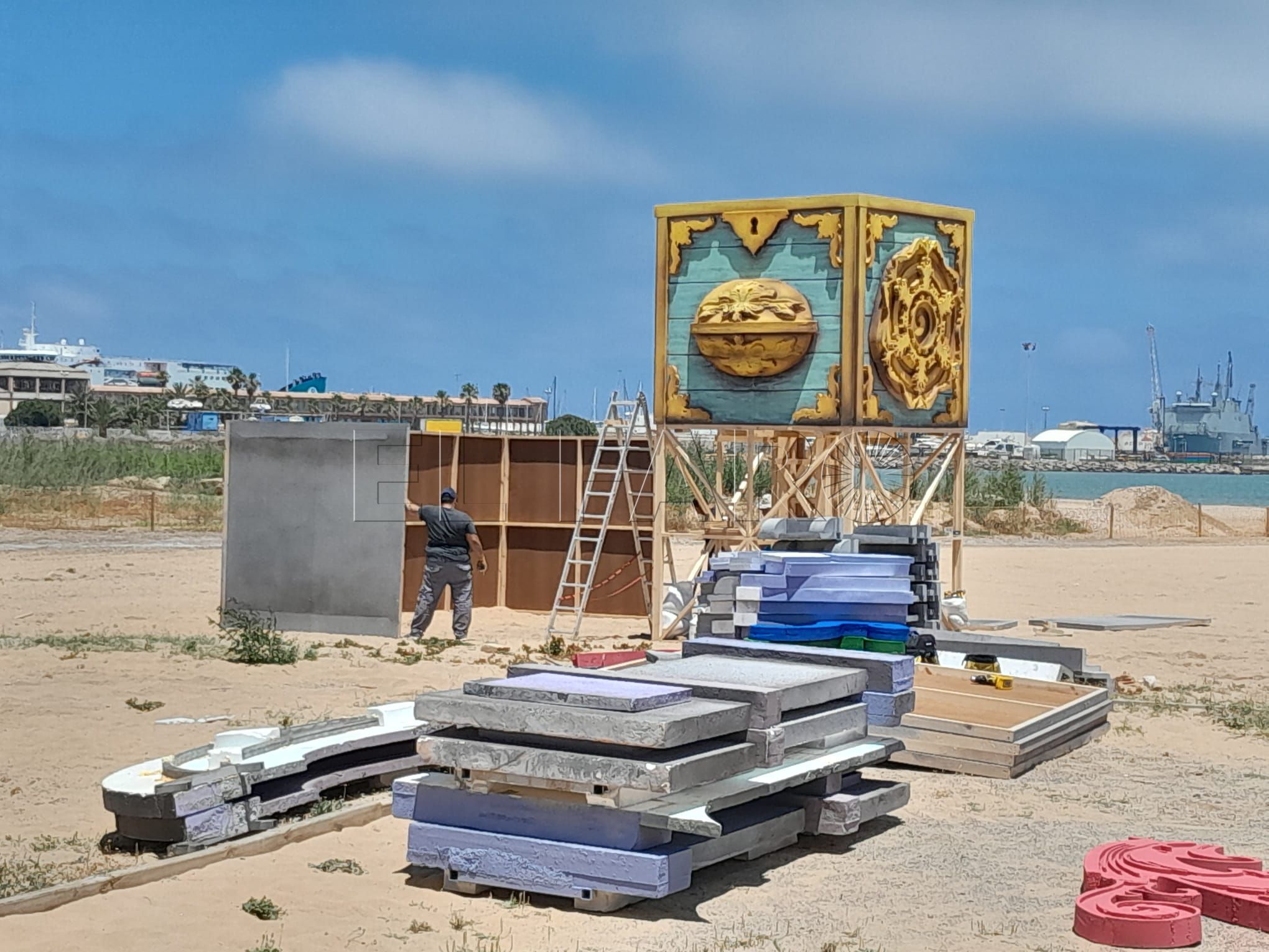 Melilla se prepara para la noche de San Juan