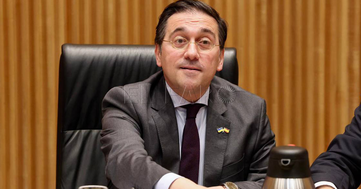 Albares acusa a Feijóo de lanzar "bulos" sobre la política con Marruecos