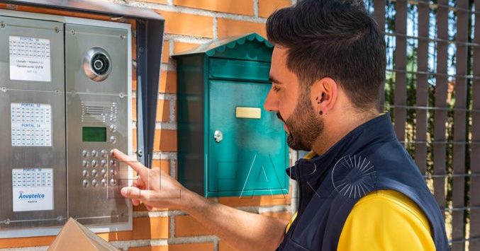 Correos extiende su Servicio Especial de Paquetería a Melilla