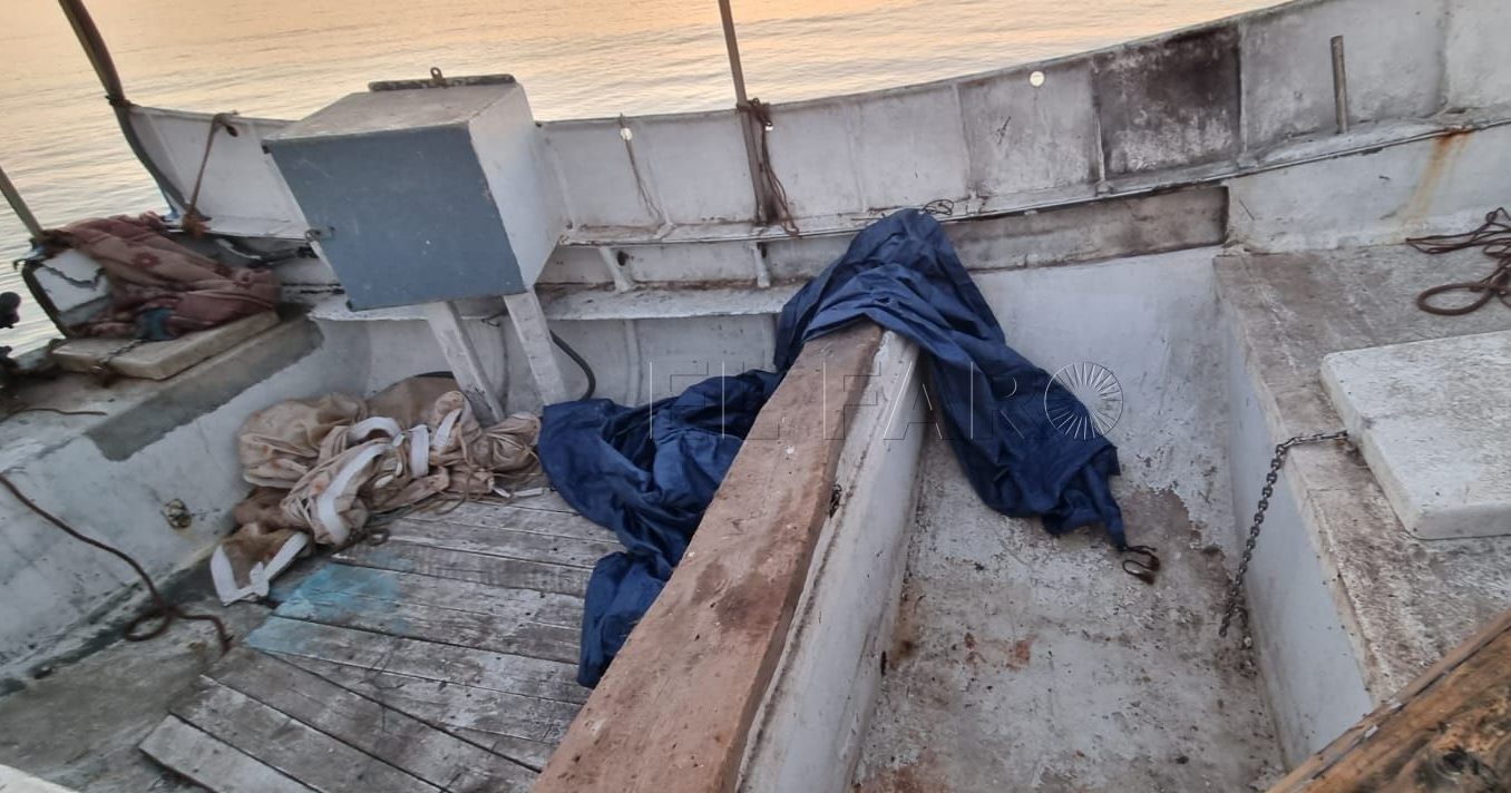 Policía y Guardia Civil buscan a migrantes que huyeron tras llegar en patera a la playa del Hipódromo