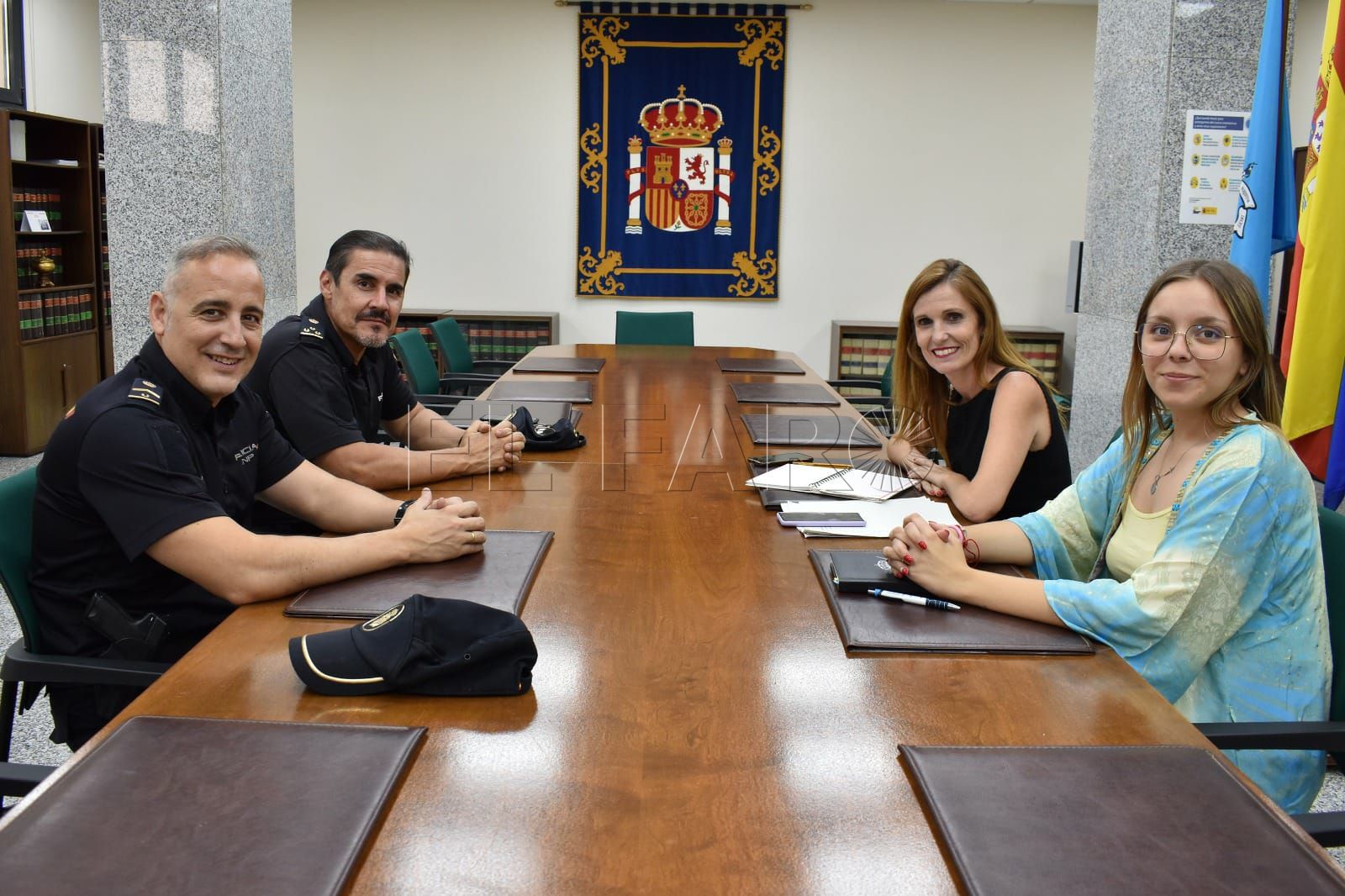 Delegación presenta al nuevo responsable de protección de la CNP