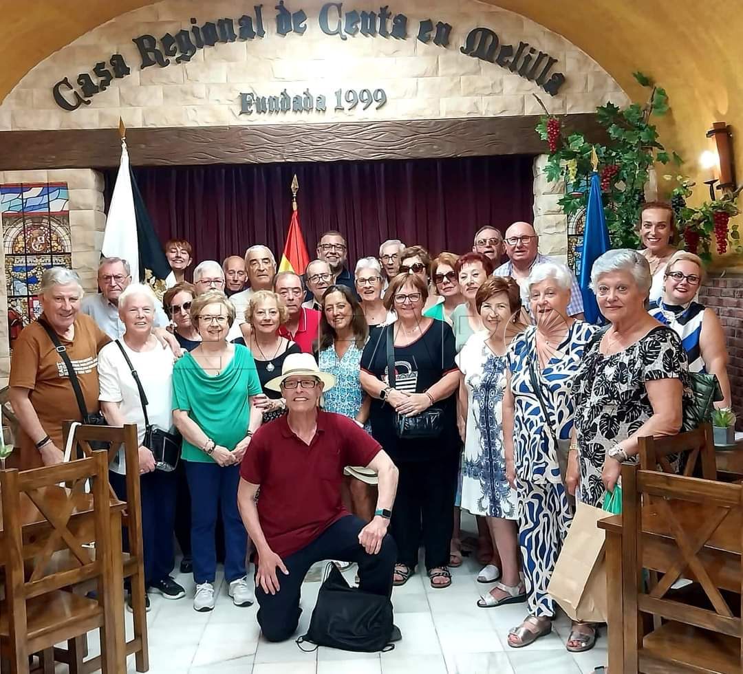 La Casa regional de Ceuta en Melilla recibe a la Casa de Melilla en Barcelona en su sede social