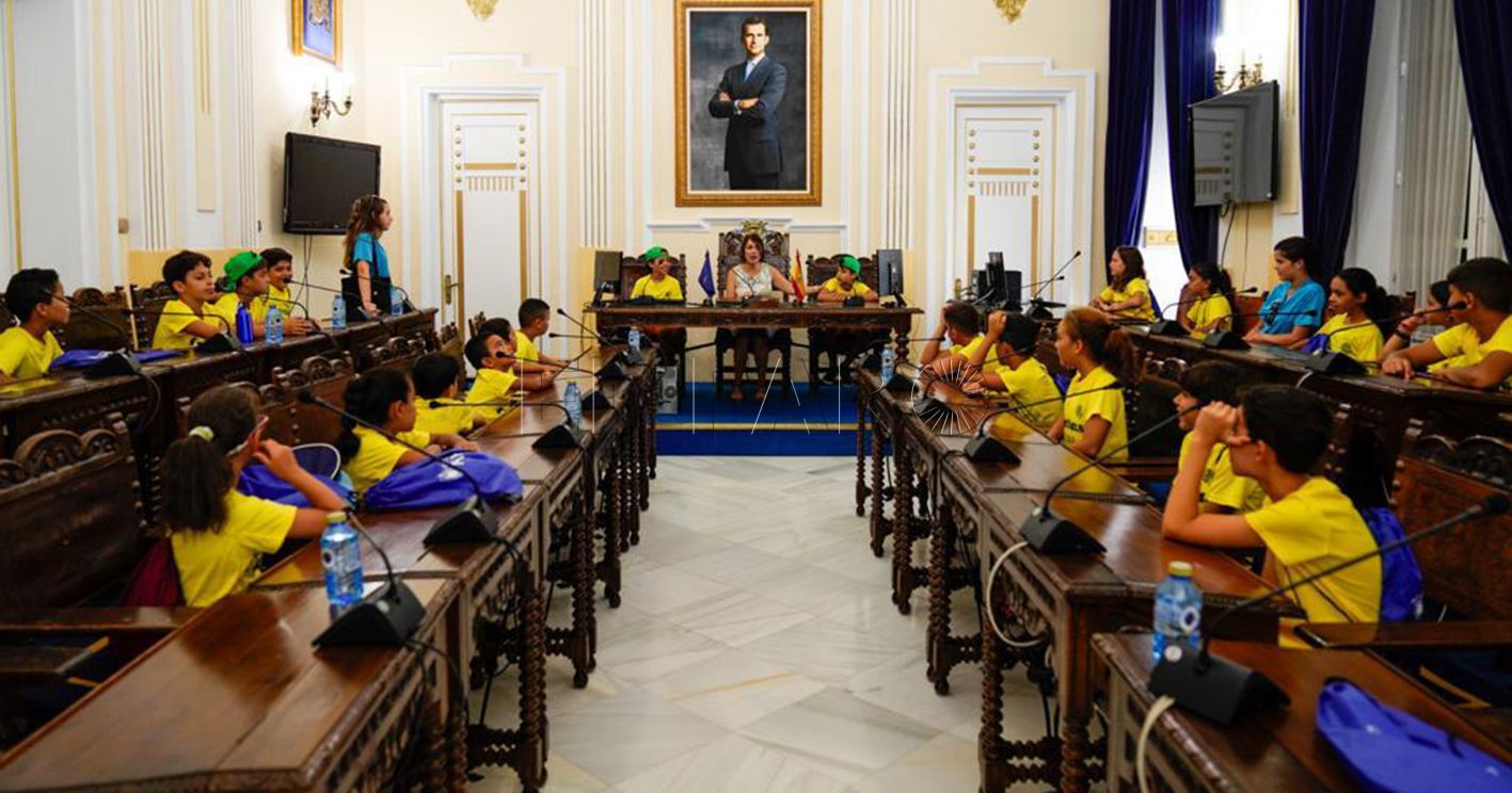 Visita a la Asamblea de los niños del campamento de verano de las Religiosas del Monte María Cristina