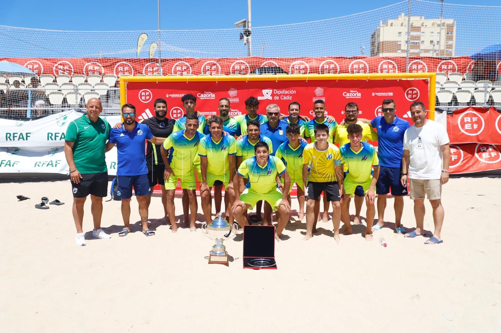 La absoluta consigue un meritorio cuarto puesto tras caer ante Murcia