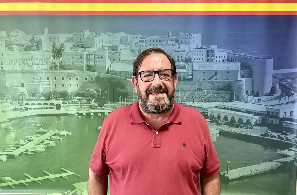 Vox Melilla arranca la campaña con su primera mesa informativa en el Centro