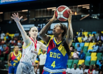 La jugadora congoleña se desenvuelve como pívot y ya ha debutado con la selección absoluta de su país, en el Afrobasket 2023 que se ha disputado este verano.