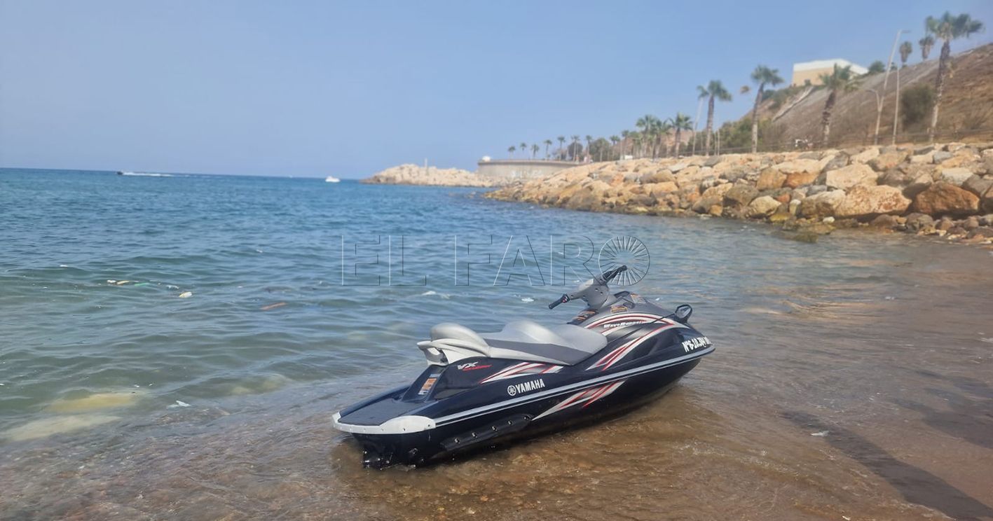 Inmigración irregular en una moto de agua