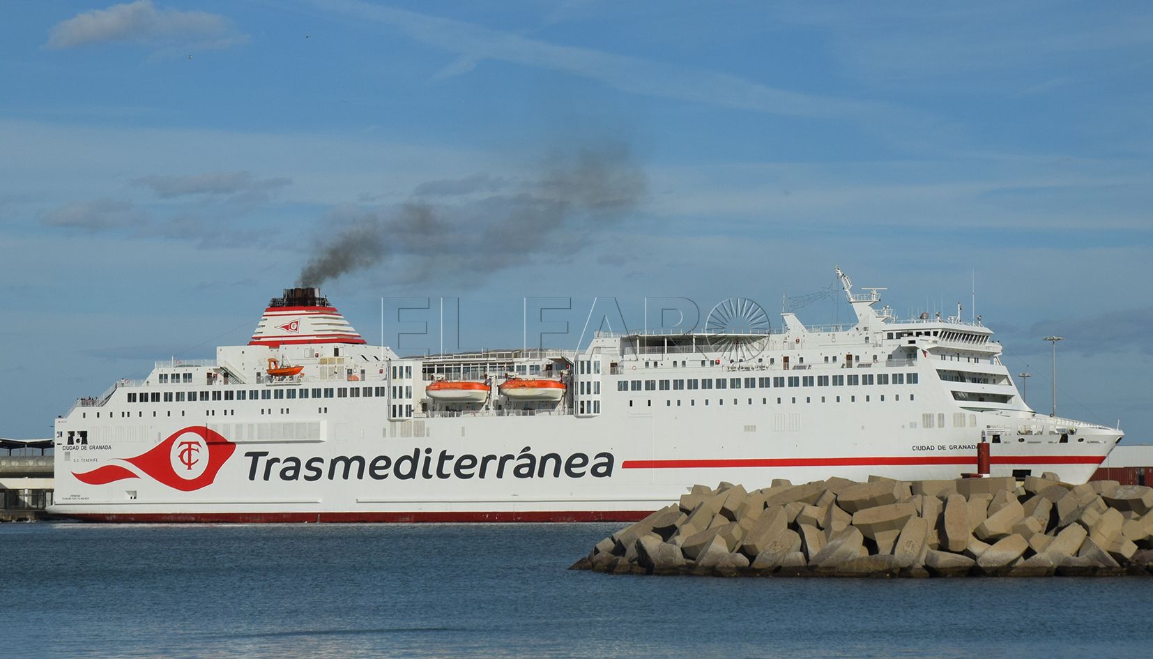 Naviera Armas Trasmediterránea renueva las certificaciones ISO 9001 e ISO 14001