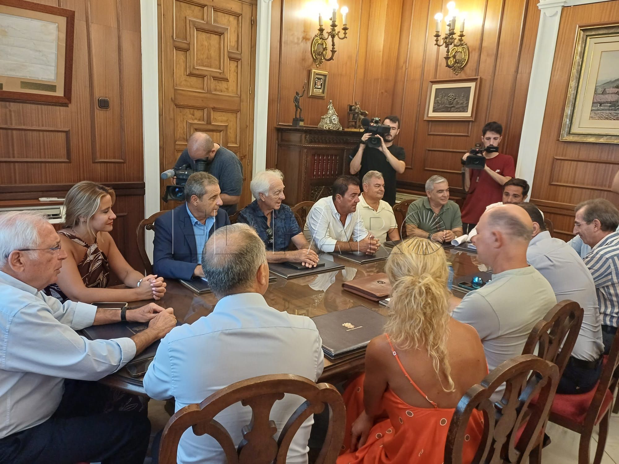 Con Marruecos siempre al fondo